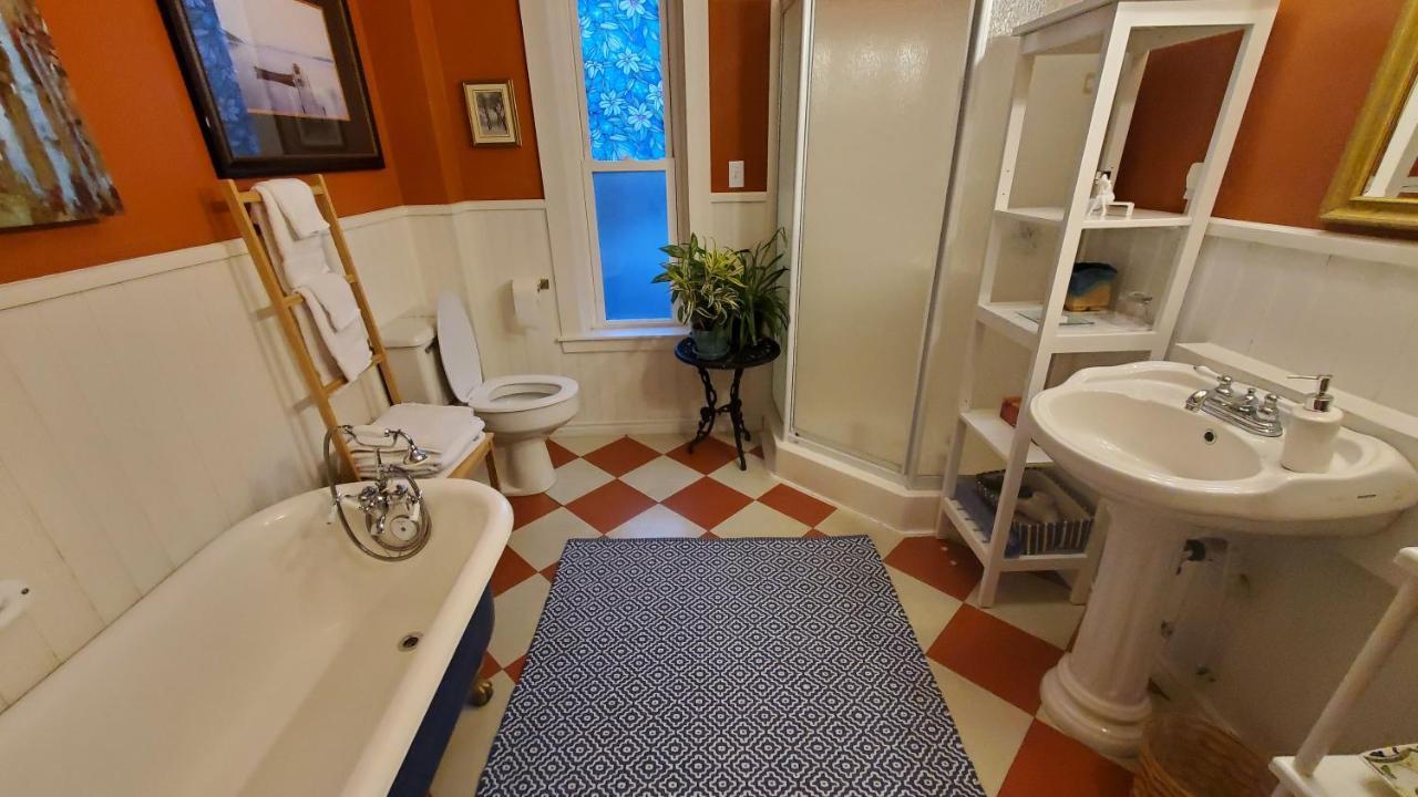 The Lark & Loon Bed & Breakfast